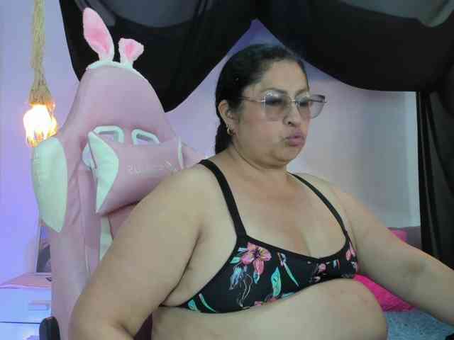 keyla01 keyla01