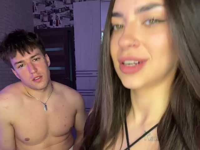 le modèle OTSOSIKA est en webcam porno dans un show sur le site bongacams, il possède les tags suivants: Latino/Hispanic,Brunette,Shaved