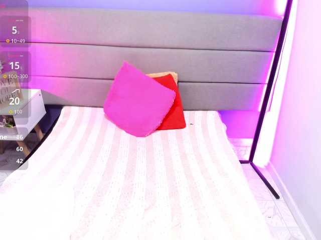 AshleyRobert live cam on BongaCams