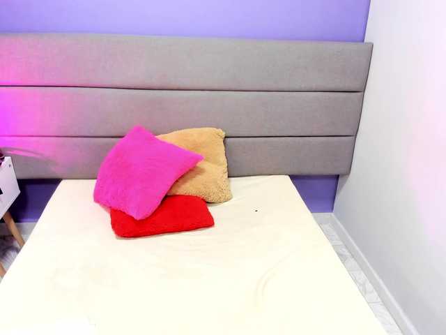 AshleyRobert live webcam show