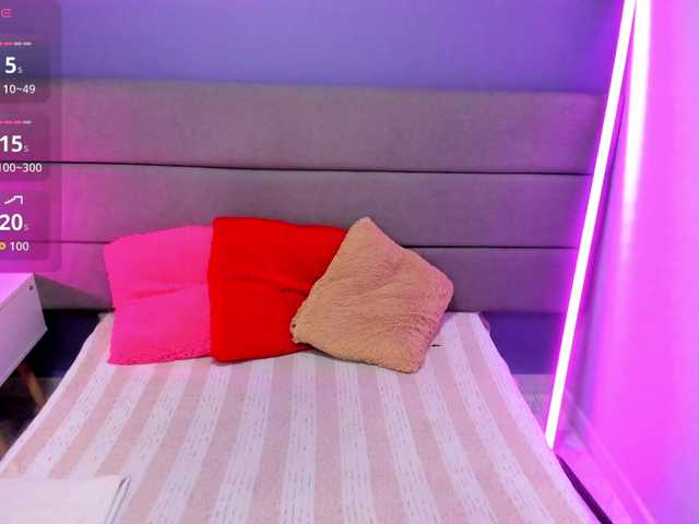AshleyRobert live cam on BongaCams