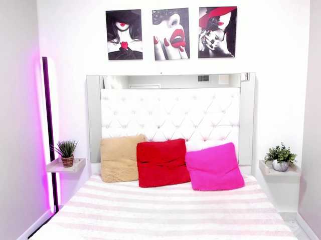 AshleyRobert live cam on BongaCams