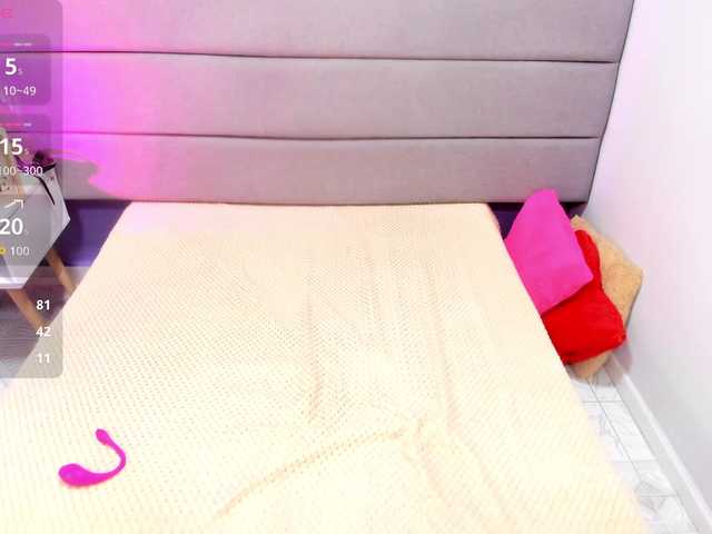 AshleyRobert live cam on BongaCams