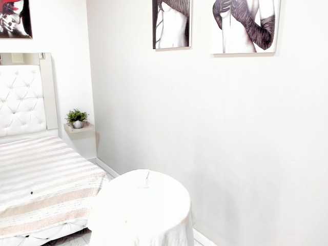 AshleyRobert live cam on BongaCams