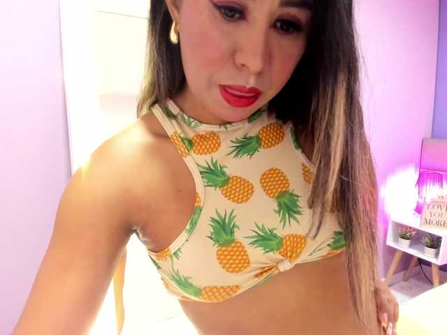 AshleyRobert live cam on BongaCams