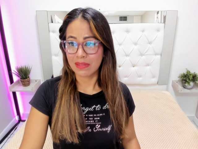 AshleyRobert