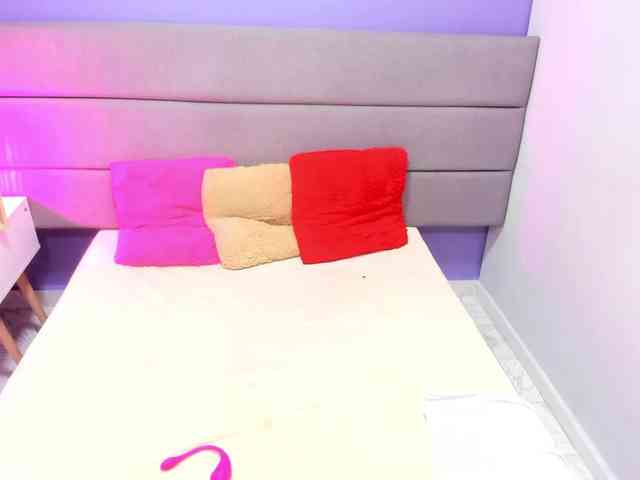 AshleyRobert webcam