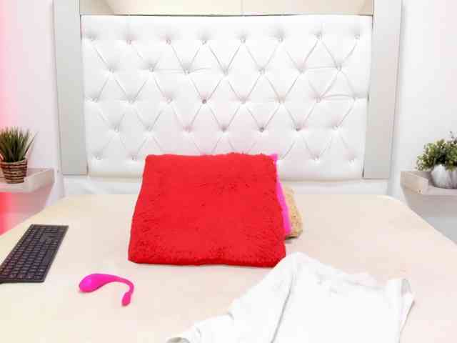 AshleyRobert webcam