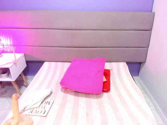 AshleyRobert webcam