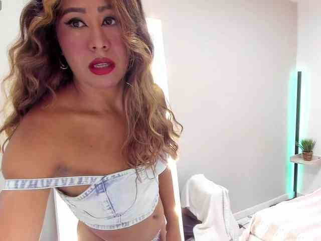 AshleyRobert