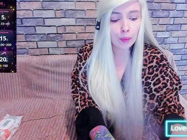 GeraBrown live cam on BongaCams