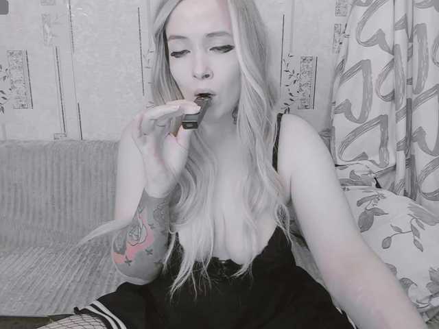 GeraBrown live cam on BongaCams