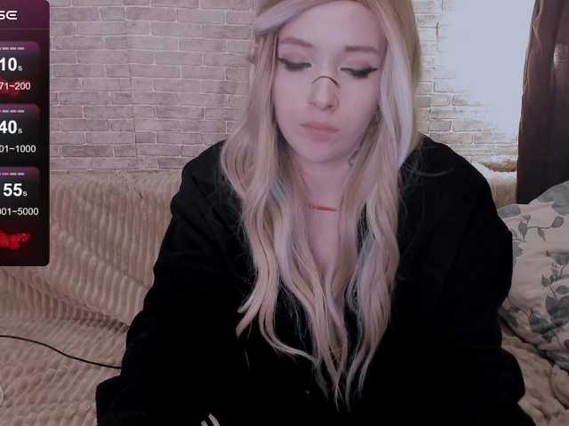 your_woman ist eine deutsche Camgirl, die live performt in einem Show auf BongaCams. Diese Tags sind relevant: White/Caucasian,Blonde,Hairy,