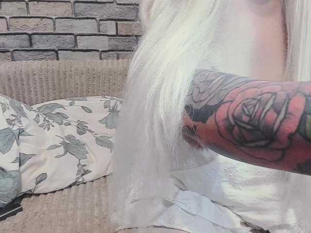 GeraBrown live cam on BongaCams