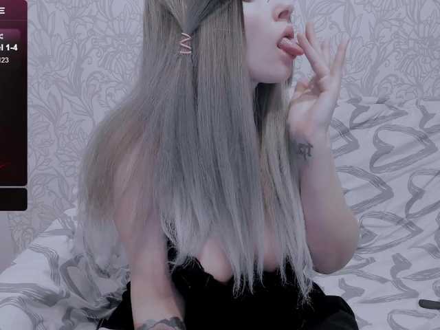 GeraBrown's BongaCams show and profile