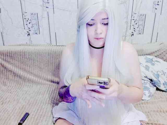 Mikky_lovense webcam