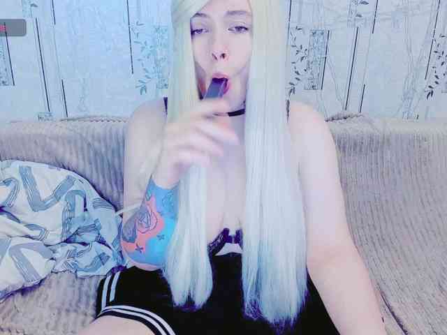 Model: Mikky_lovense