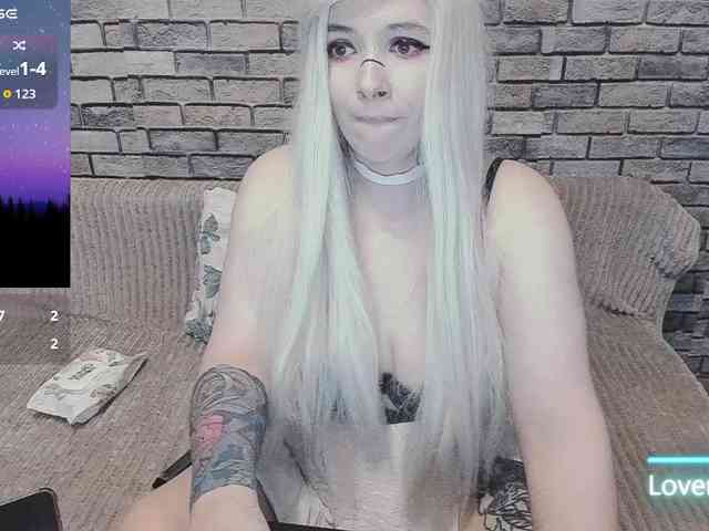 Model: Mikky_lovense