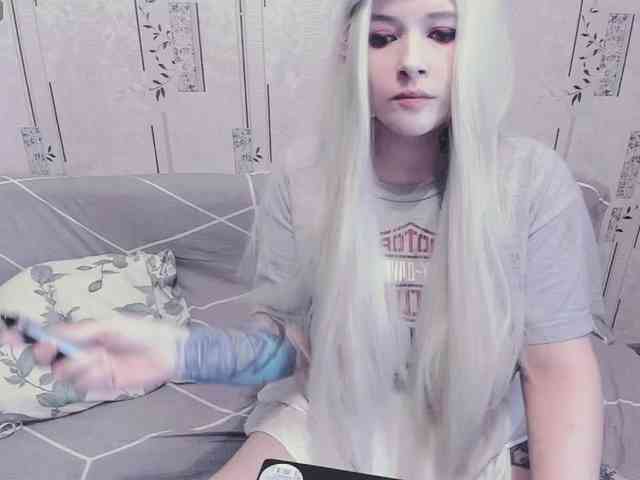 Model: Mikky_lovense