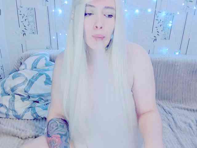 Model: Mikky_lovense