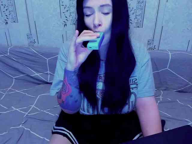 Mikky_lovense webcam