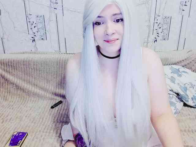 Mikky_lovense webcam