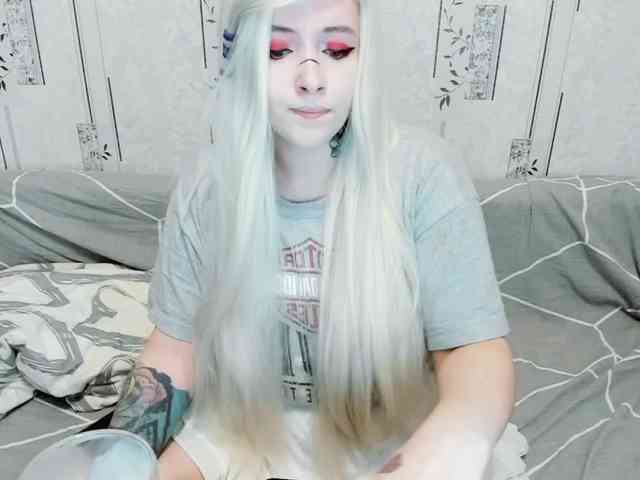 Model: Mikky_lovense