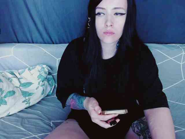 Model: MISTRESS_FOR_SLAVE