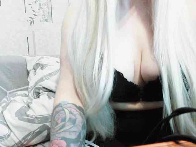 Model: Mikky_lovense
