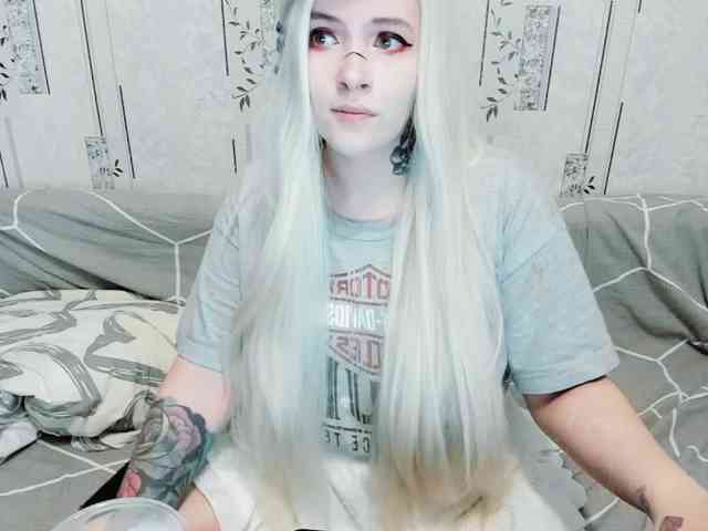 Model: Mikky_lovense