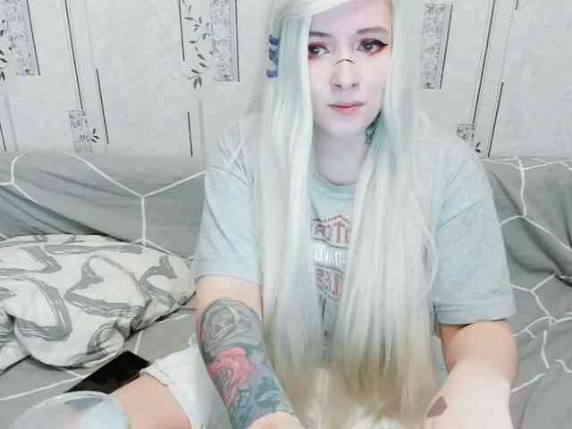 Model: Mikky_lovense