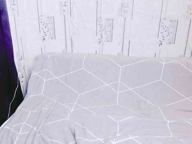 MikkyLovense webcam