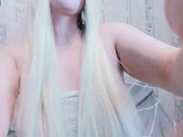 Model: Mikky_lovense