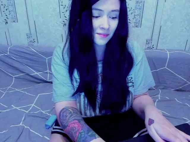 Mikky_lovense webcam