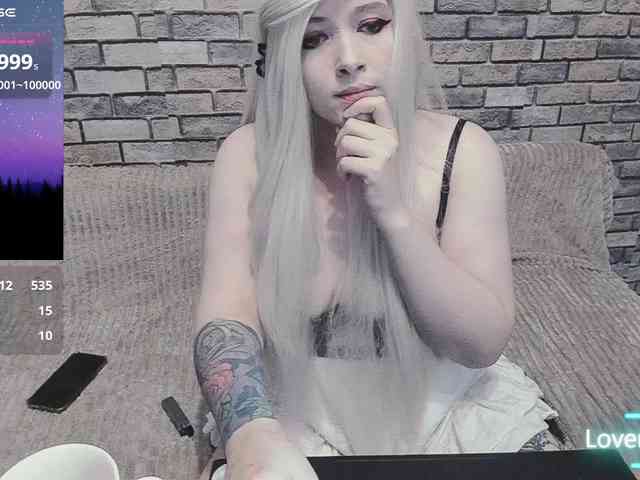 Mikky_lovense webcam