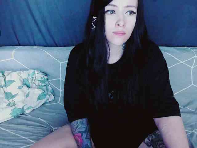MISTRESS_FOR_SLAVE webcam