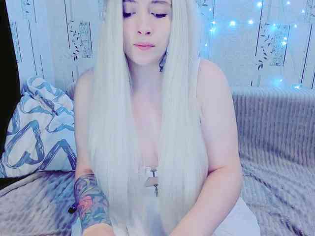 Model: Mikky_lovense