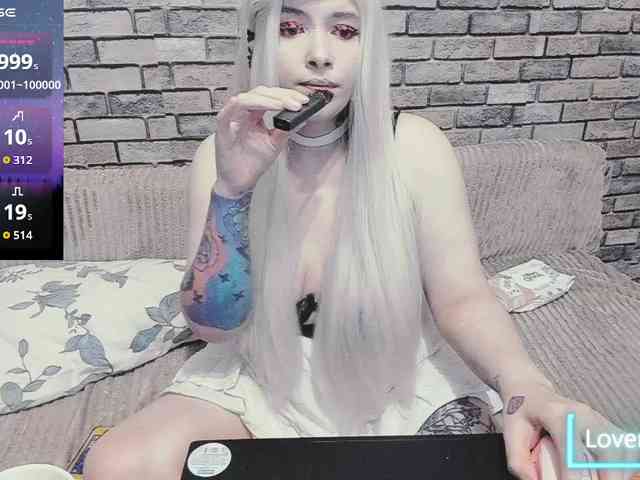 Mikky_lovense webcam