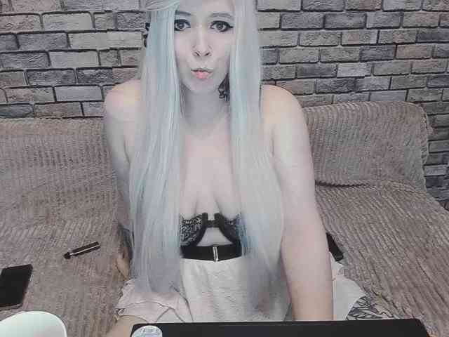 Model: Mikky_lovense