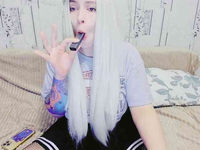Mikky_lovense webcam