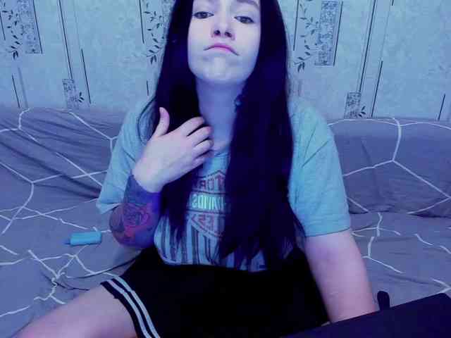 Mikky_lovense webcam