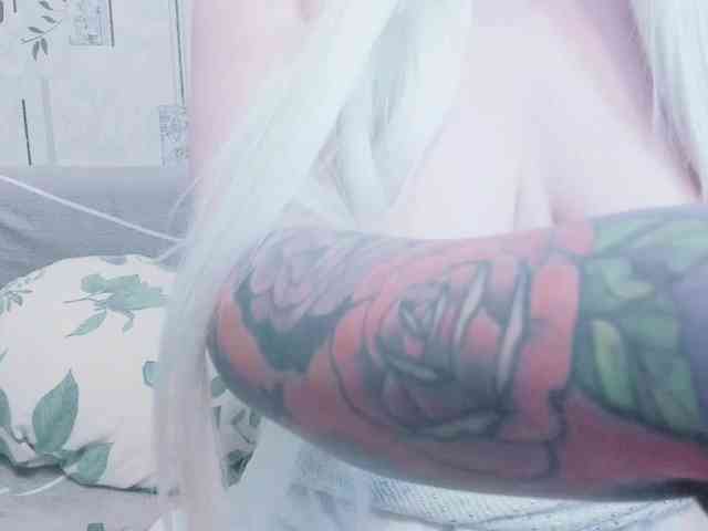 Model: Mikky_lovense