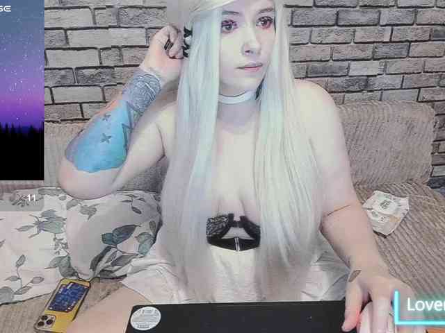 Model: Mikky_lovense