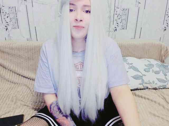 Model: Mikky_lovense