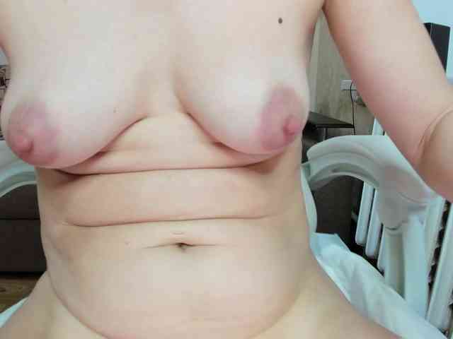 CutieHuyutie webcam