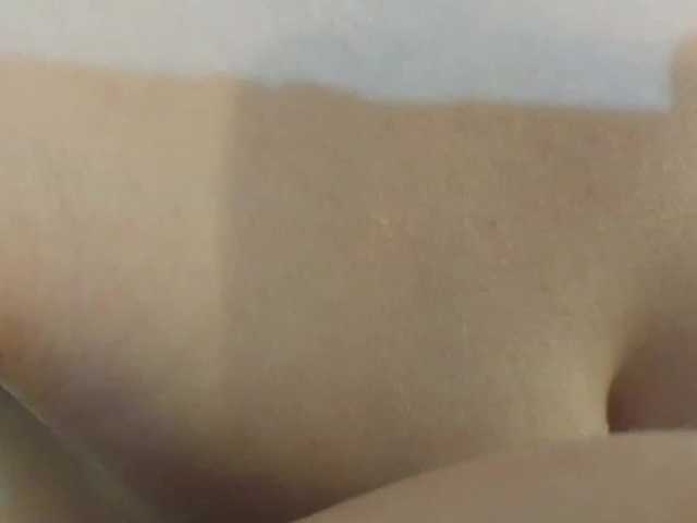 Bella-J live cam on BongaCams