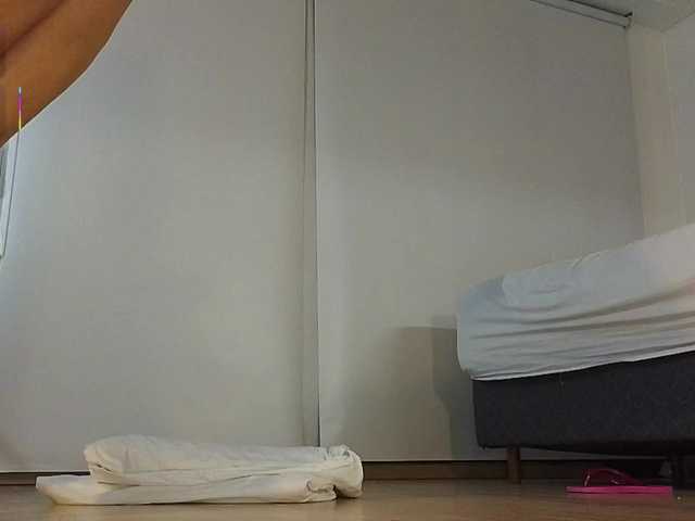 Bella-J live cam on BongaCams