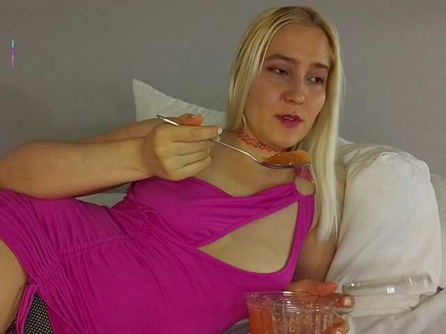 Bella_Byers