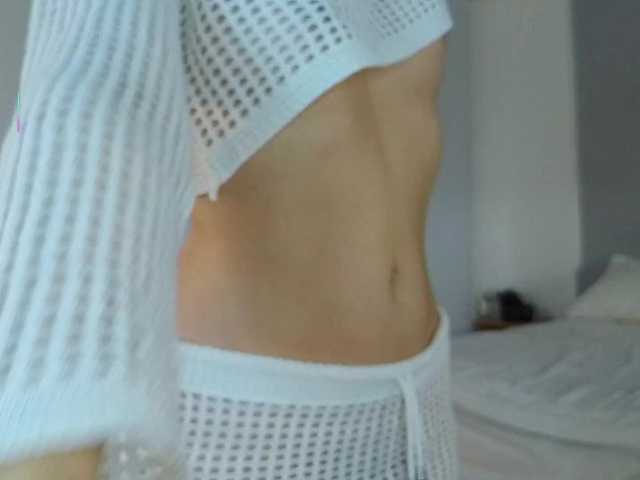 Bella-J live webcam show