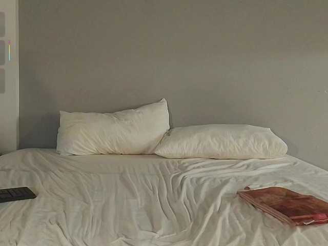 Bella-J live cam on BongaCams